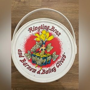 Vintage popcorn bucket